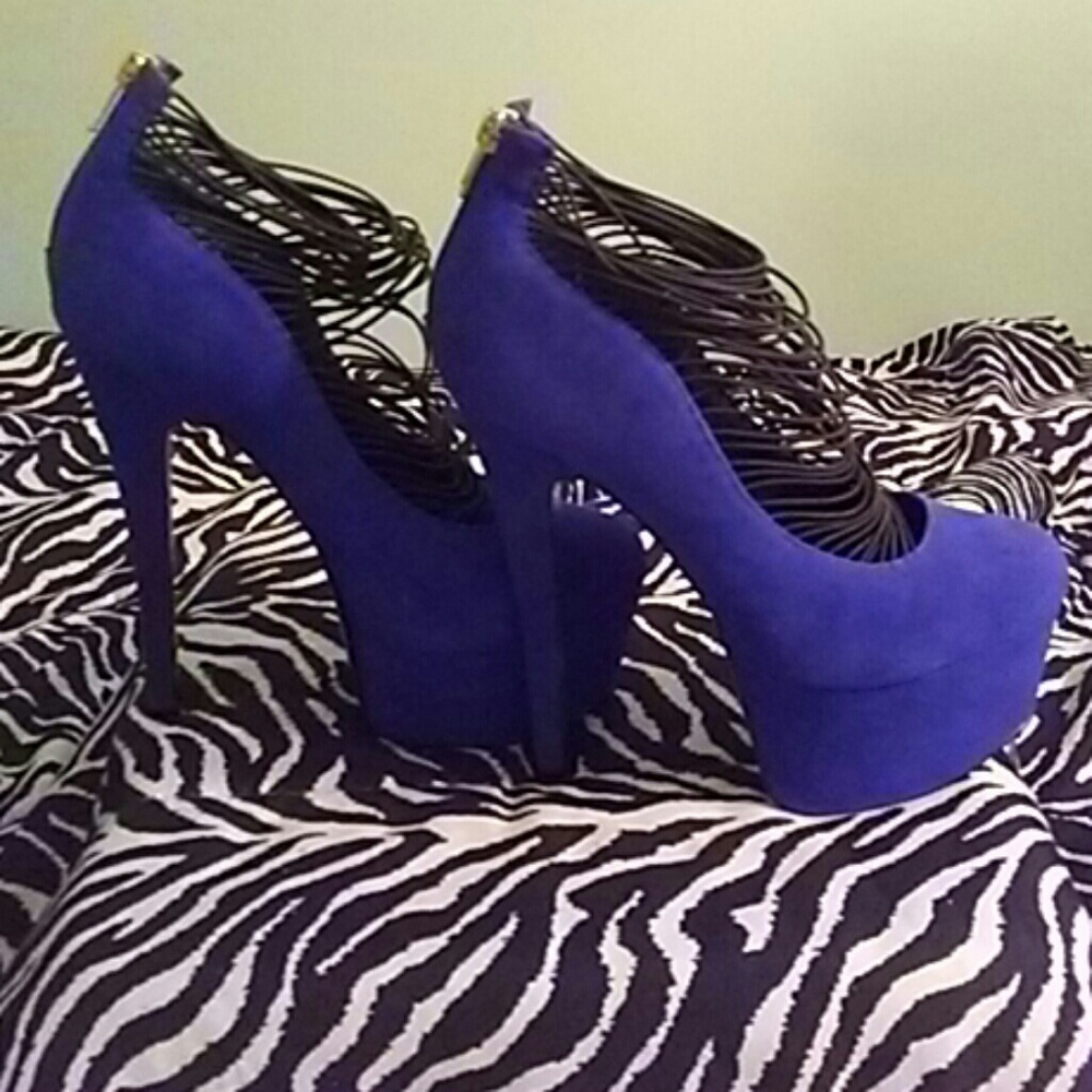 💰💰London Trash Ceres Blue Heels💰💰